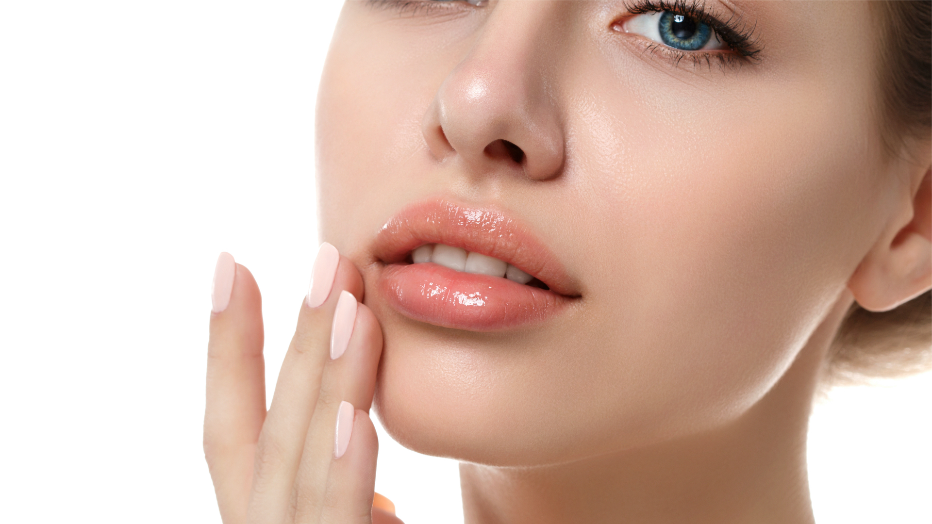 <strong>HERVORMEN, OPVULLEN, VOLUME GEVEN: WAT HYALURONZUUR VOOR DE LIPPEN KAN DOEN.</strong>